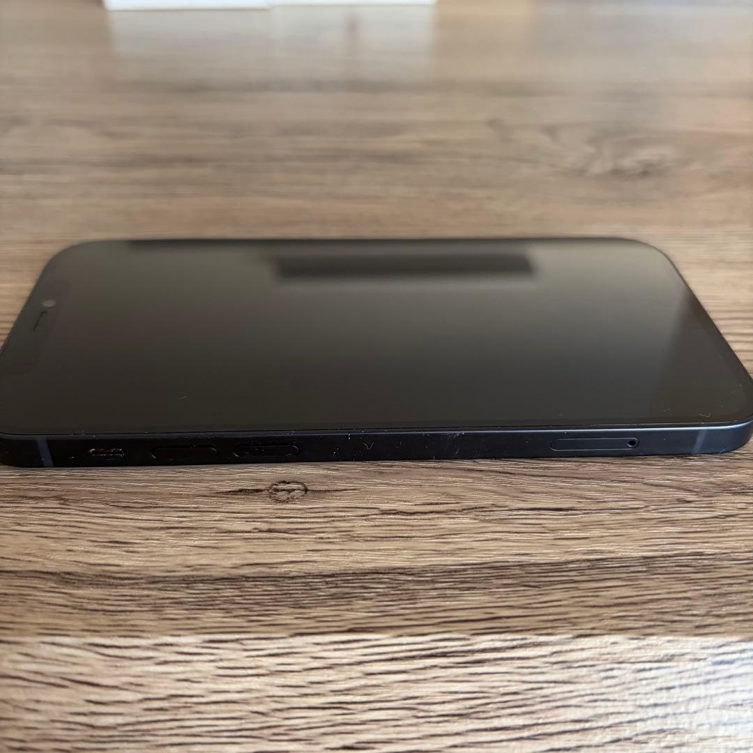【美品】 iPhone12 本体 ブラック SIMフリー
