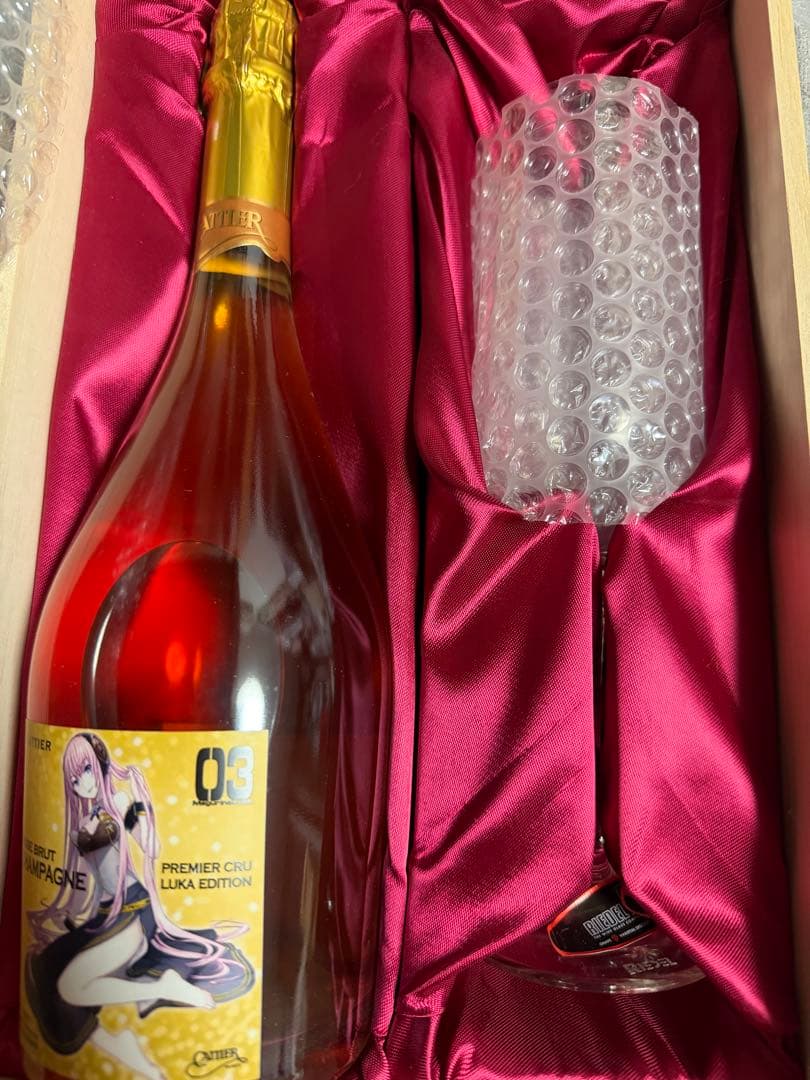 巡音ルカ8thシャンパン・グラスセット