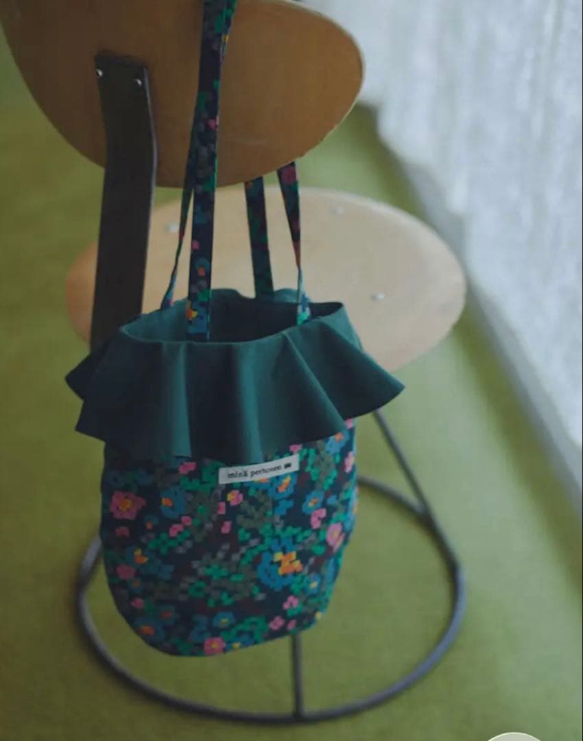 ミナペルホネンcheer bag flower bed
