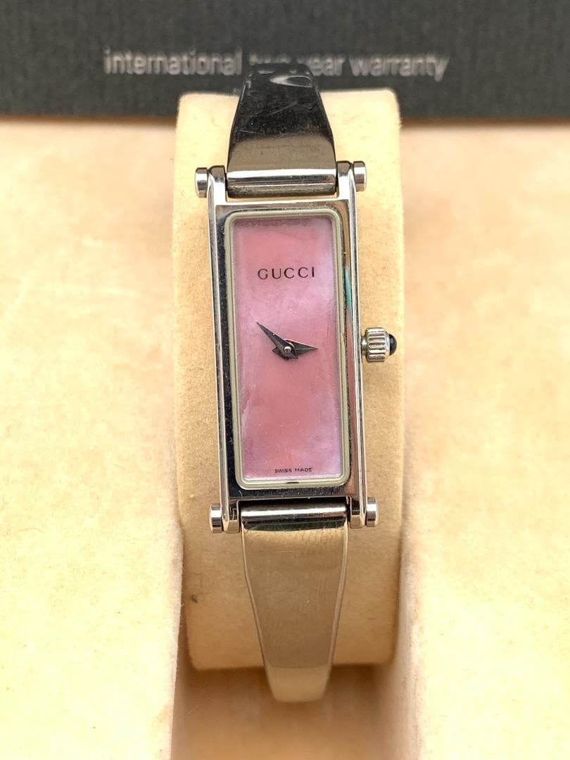 【不動】GUCCI バングルウォッチ　ピンク　腕時計