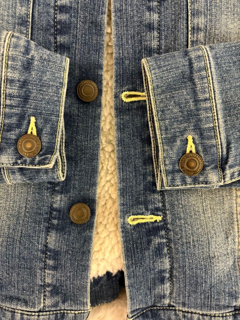 Nina mew × Hello Kitty デニムジャケット ボア付