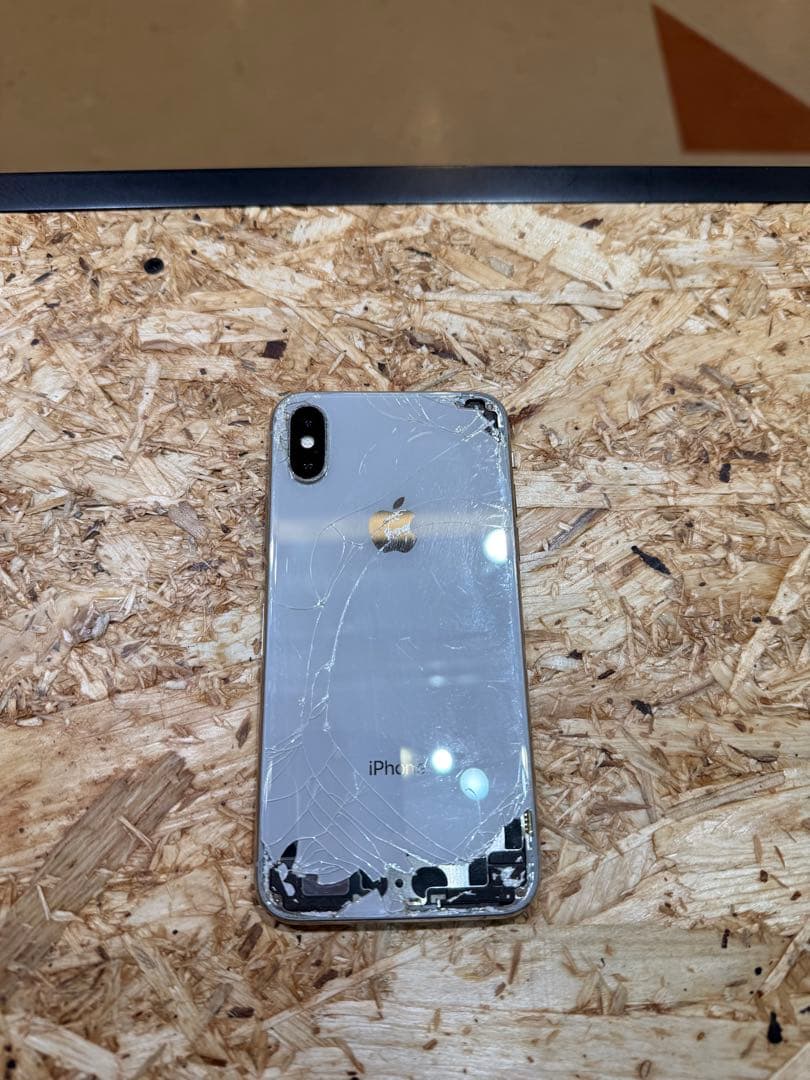 携帯電話本体 iPhone X 256GB