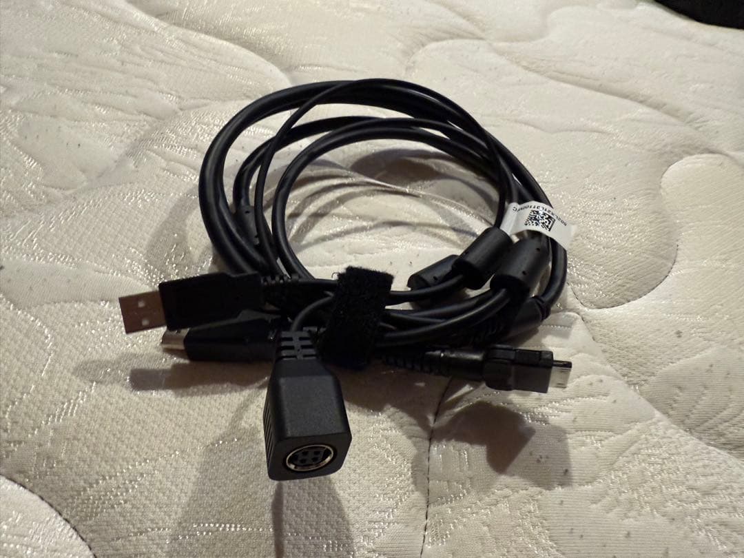 液タブ・ペンタブ Wacom Cintiq 16