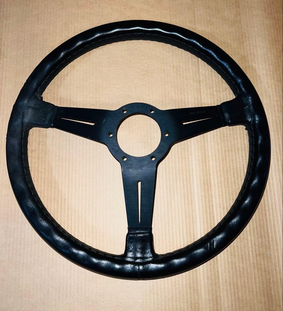 ナルディ　E.Nardi 3スポーク　ステアリング 本体
