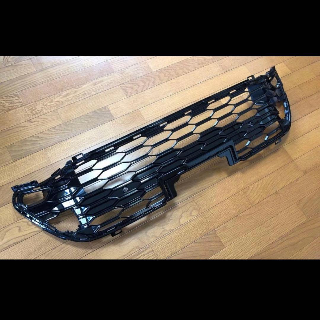 ハリアー 60系 後期 ターボ車用 ロアグリル　ソナー穴あり