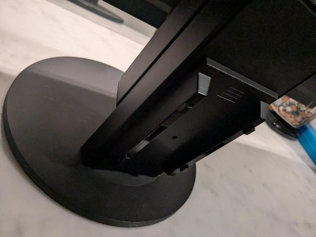 b*f様 EIZO FlexScan EV2785 27インチモニター 4K