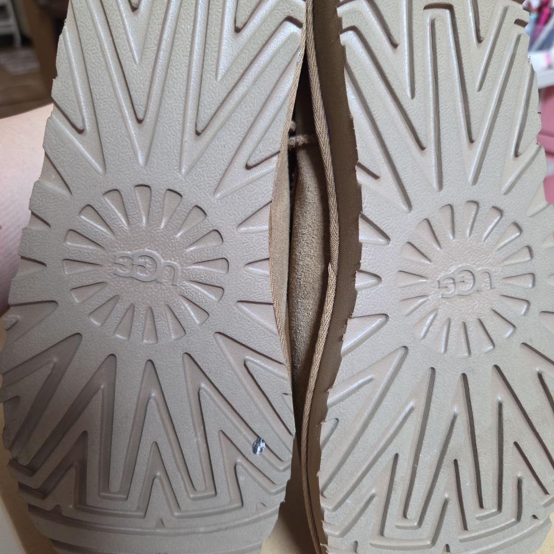 靴 UGG W CLASSIC MICRO 9 CHE