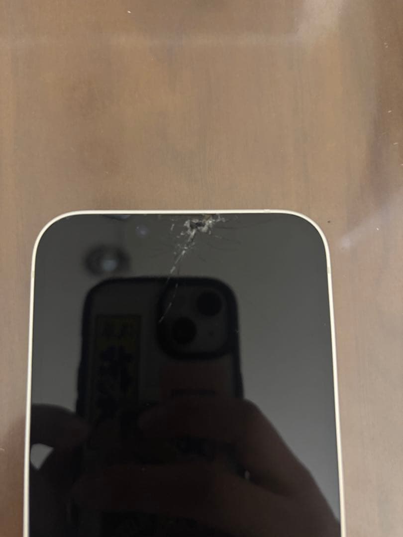 Apple iPhone 14 ホワイト 本体 FaceID部分割れ