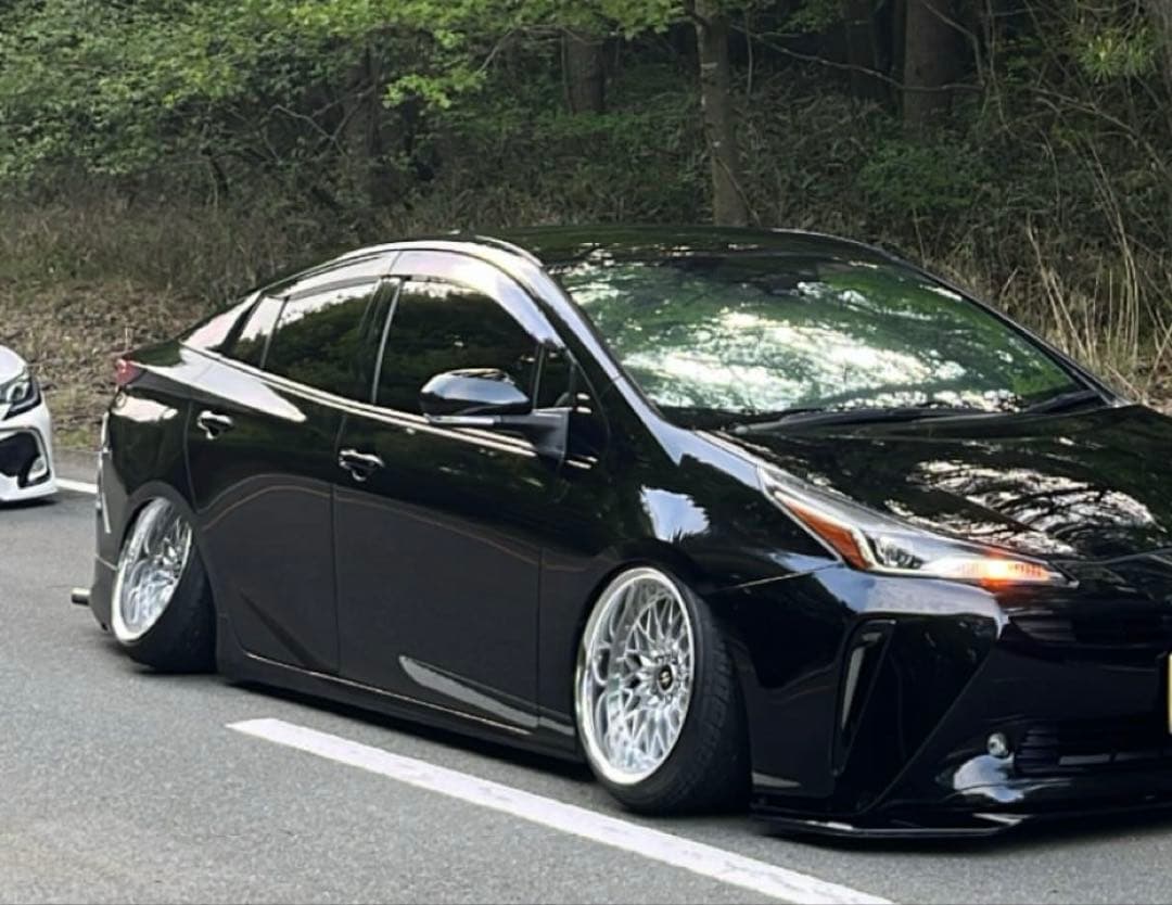 50プリウス アッパーアーム