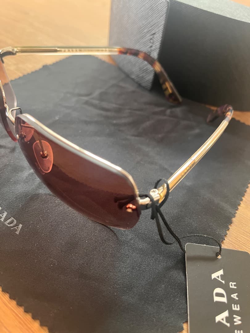 ⭐️未使用⭐️PRADA サングラス ブラウン　ケース付き