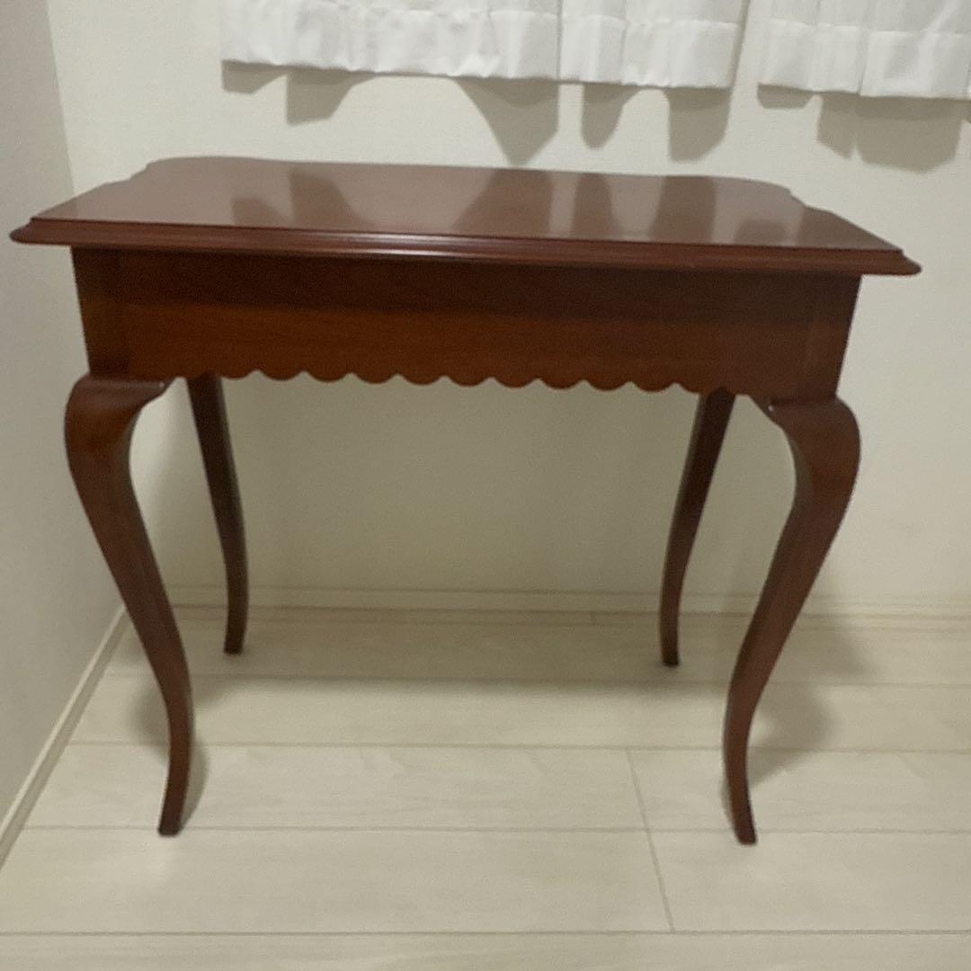 リンホーリン　LYNN・HOLLYN ドレッサー　テーブルのみ