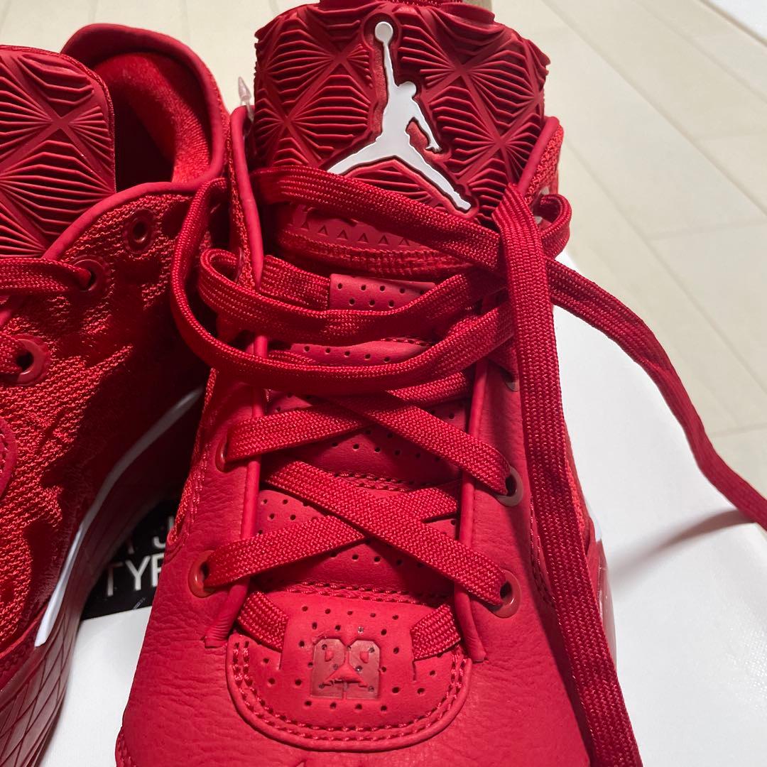 エアジョーダンタイプ レッド シューズ
