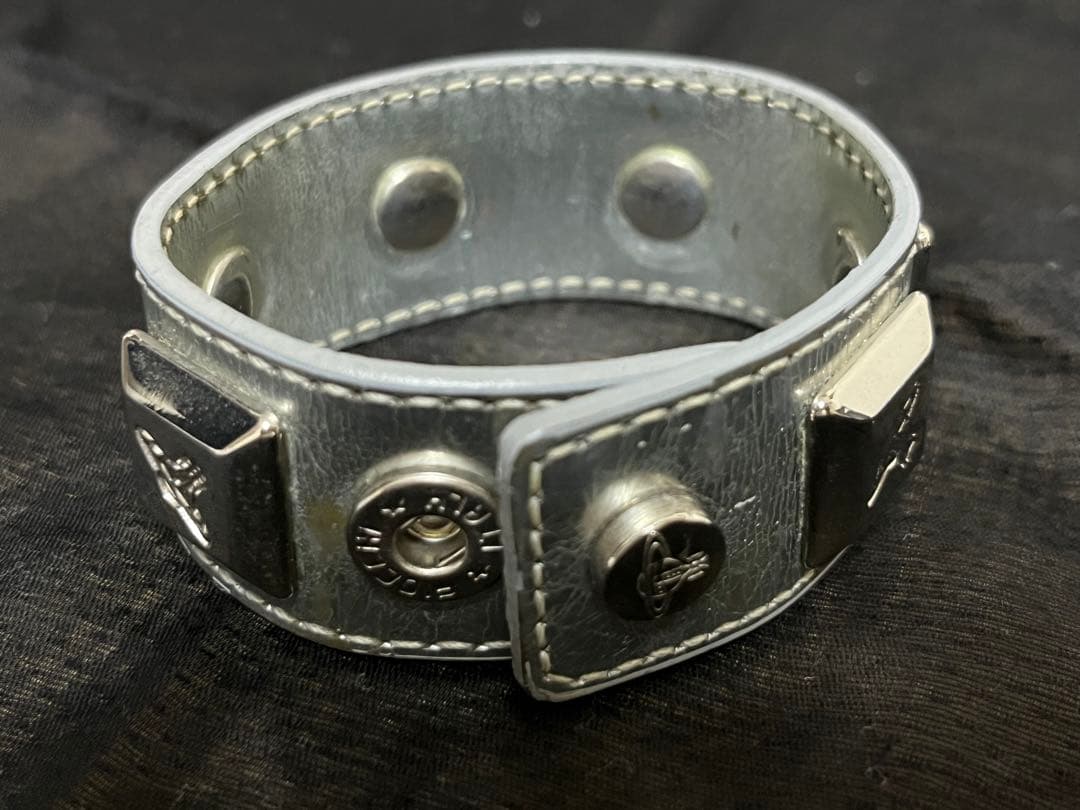 ヴィヴィアンウエストウッド　バングル