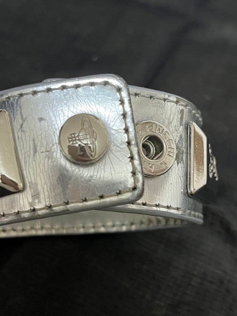 ヴィヴィアンウエストウッド　バングル