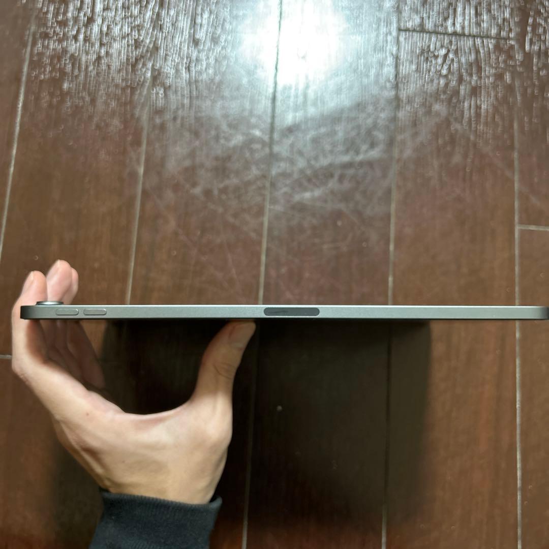 iPad air 第5世代　Wi-Fiモデル　256GB スペースグレイ