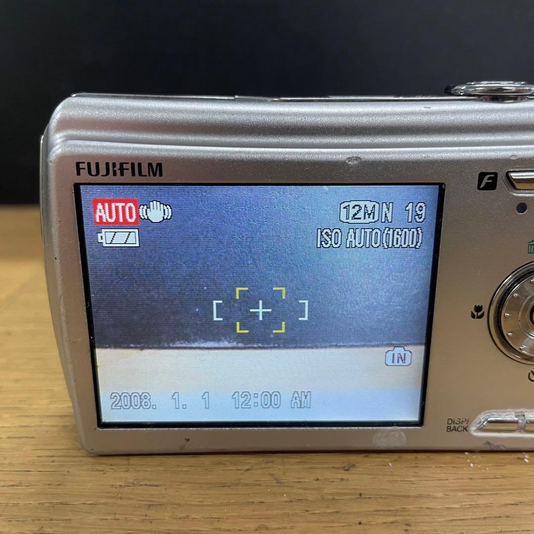 動作品 FUJIFILM Finepix F100fd コンパクトデジタルカメラ