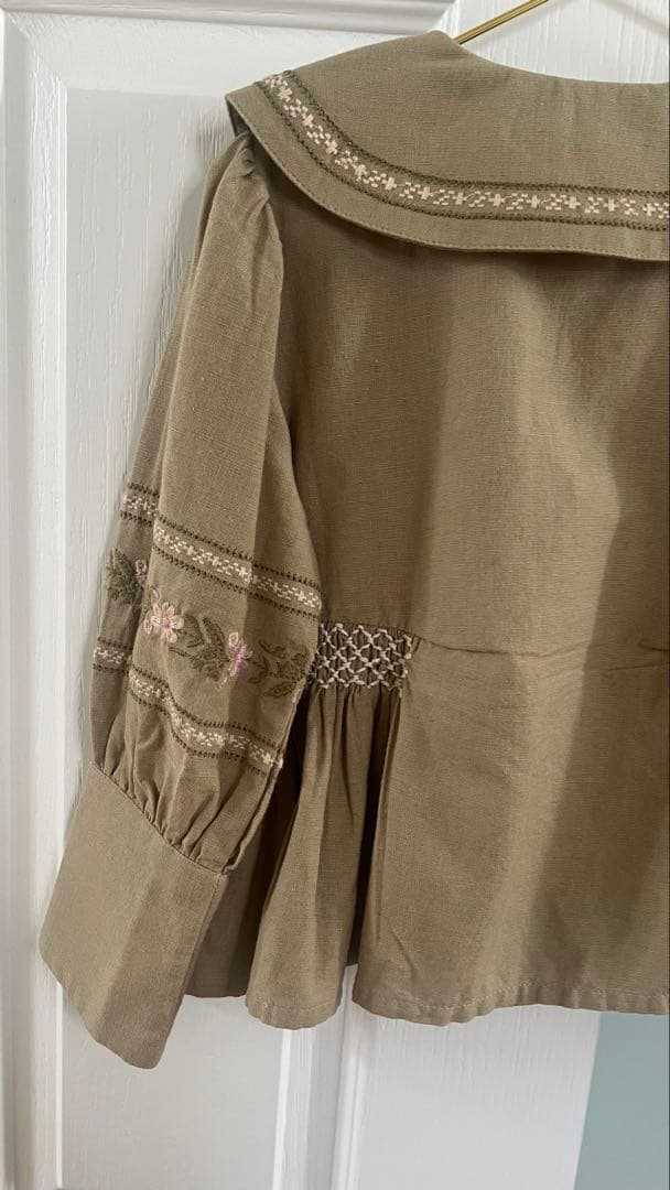 最終値下げApolina kids ブラウス 3-5y