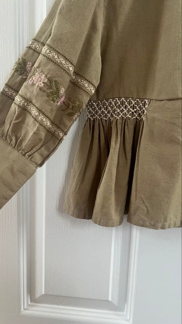 最終値下げApolina kids ブラウス 3-5y