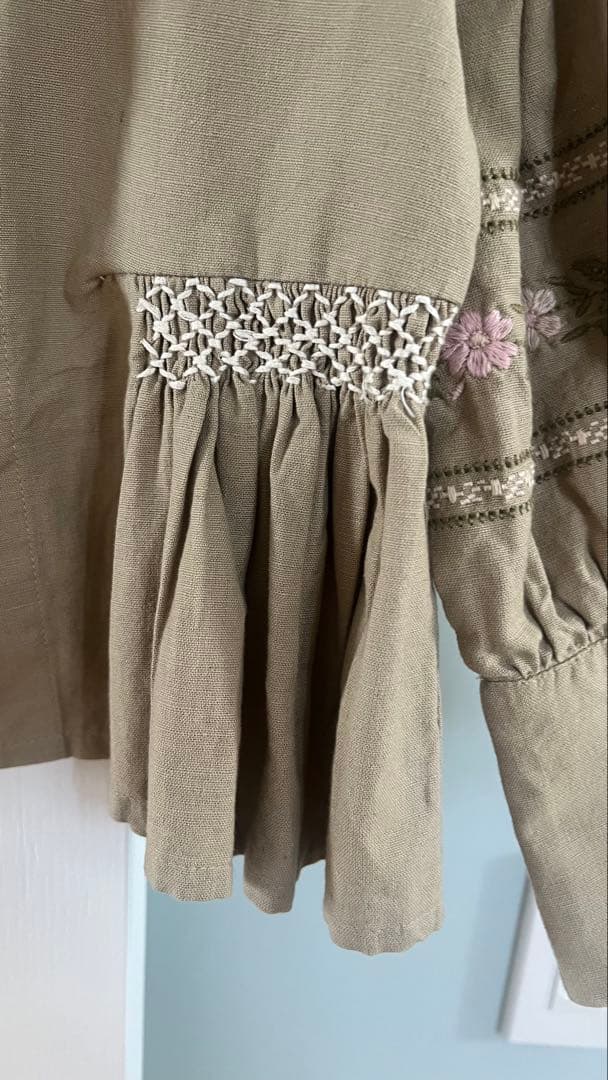 最終値下げApolina kids ブラウス 3-5y