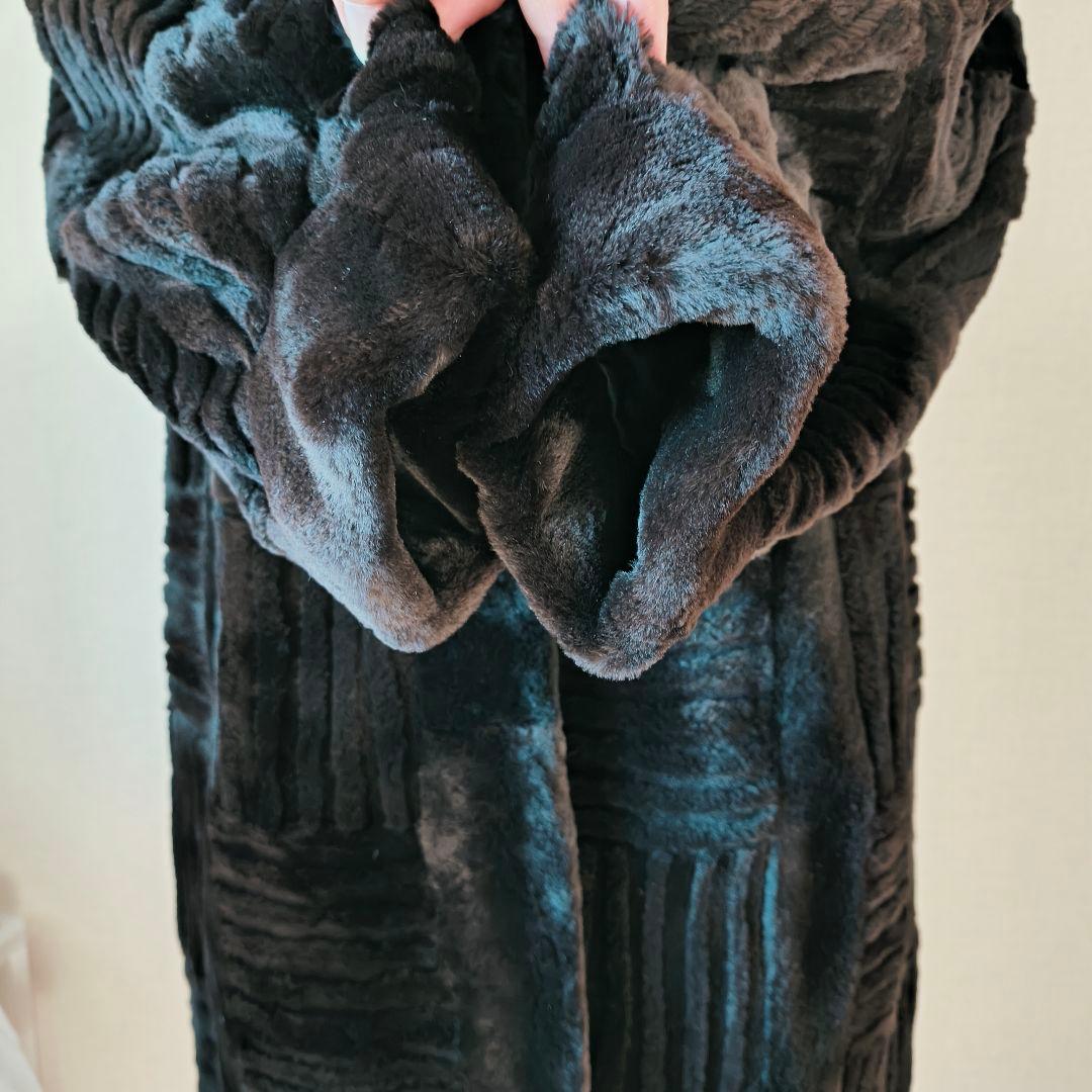 fond ブラック シェアードミンク デザインコート 9〜11号 総柄