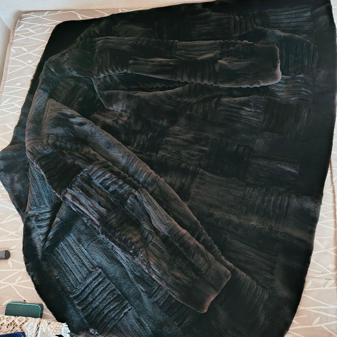 fond ブラック シェアードミンク デザインコート 9〜11号 総柄