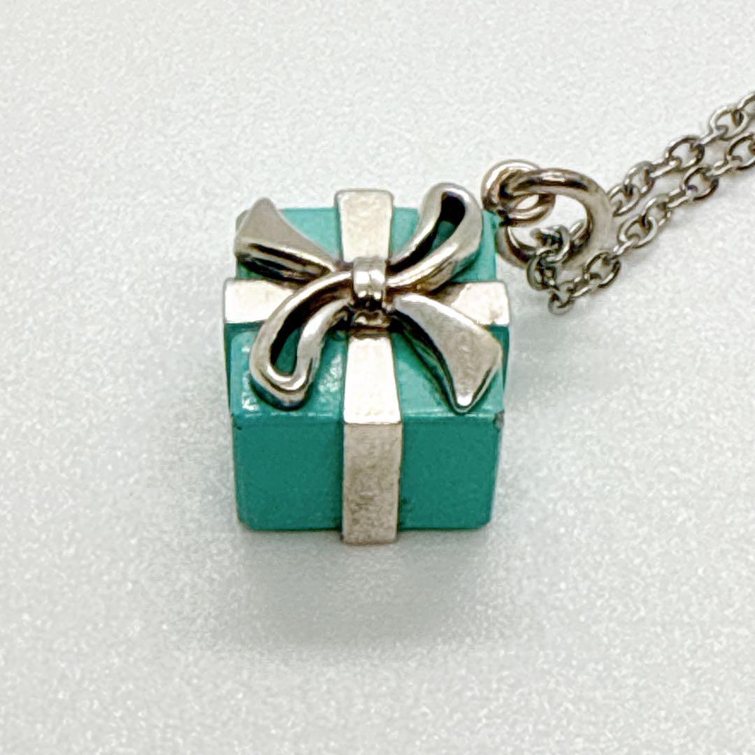 【社外チェーン】Tiffany&Co. プレゼントボックス ネックレス