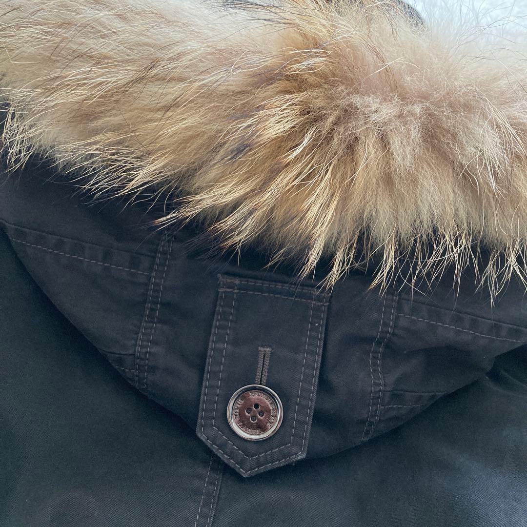 【美品】バーバリーブルーレーベル ミリタリージャケット リアルファ 中綿 黒