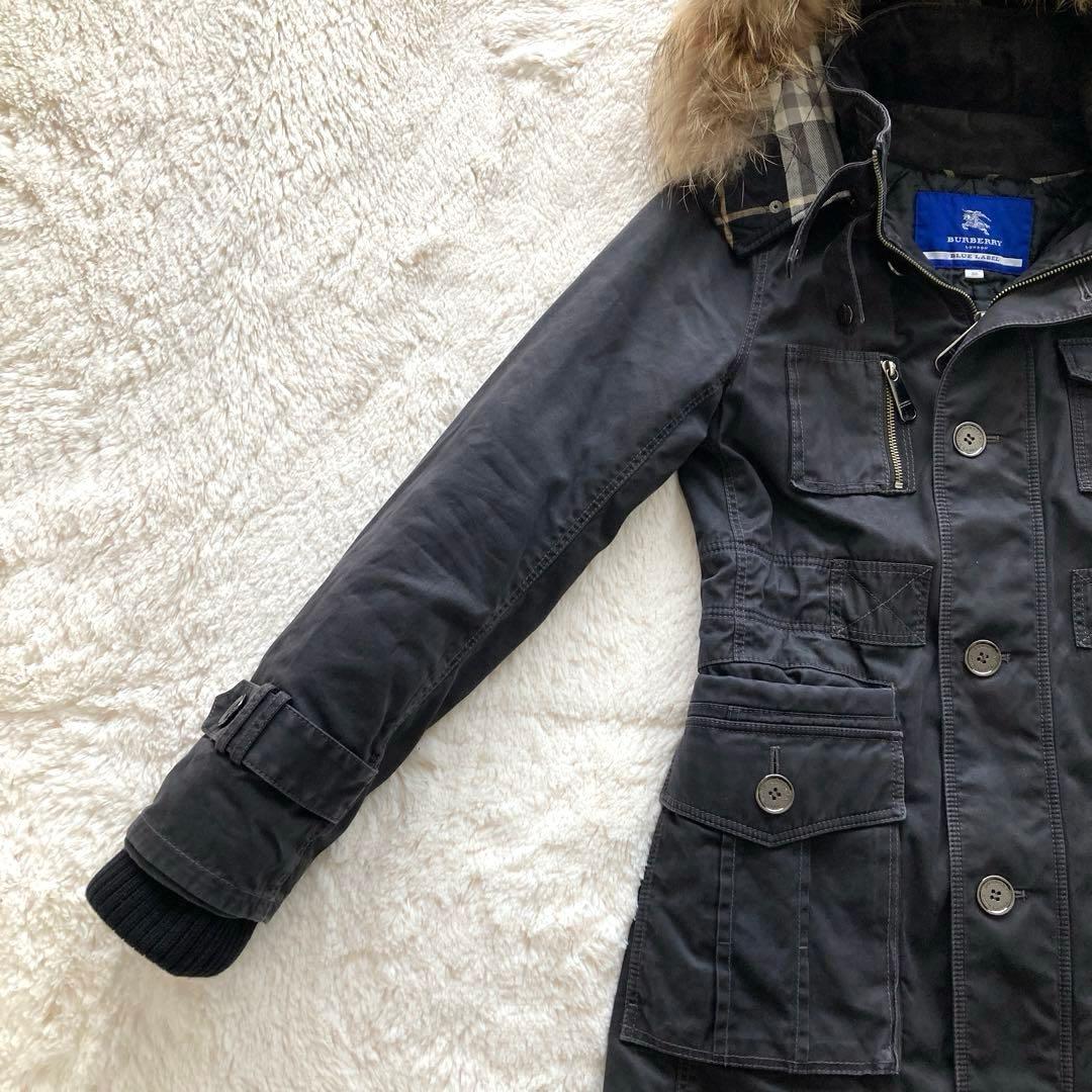 【美品】バーバリーブルーレーベル ミリタリージャケット リアルファ 中綿 黒