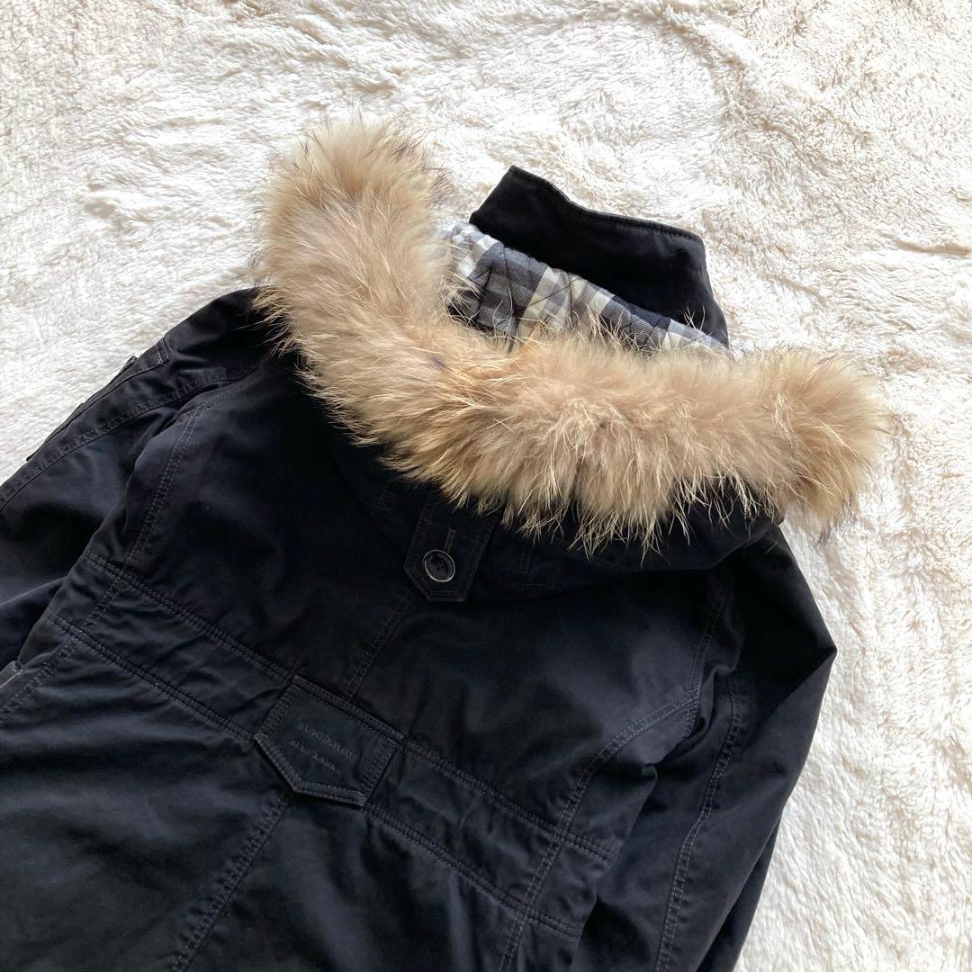 【美品】バーバリーブルーレーベル ミリタリージャケット リアルファ 中綿 黒