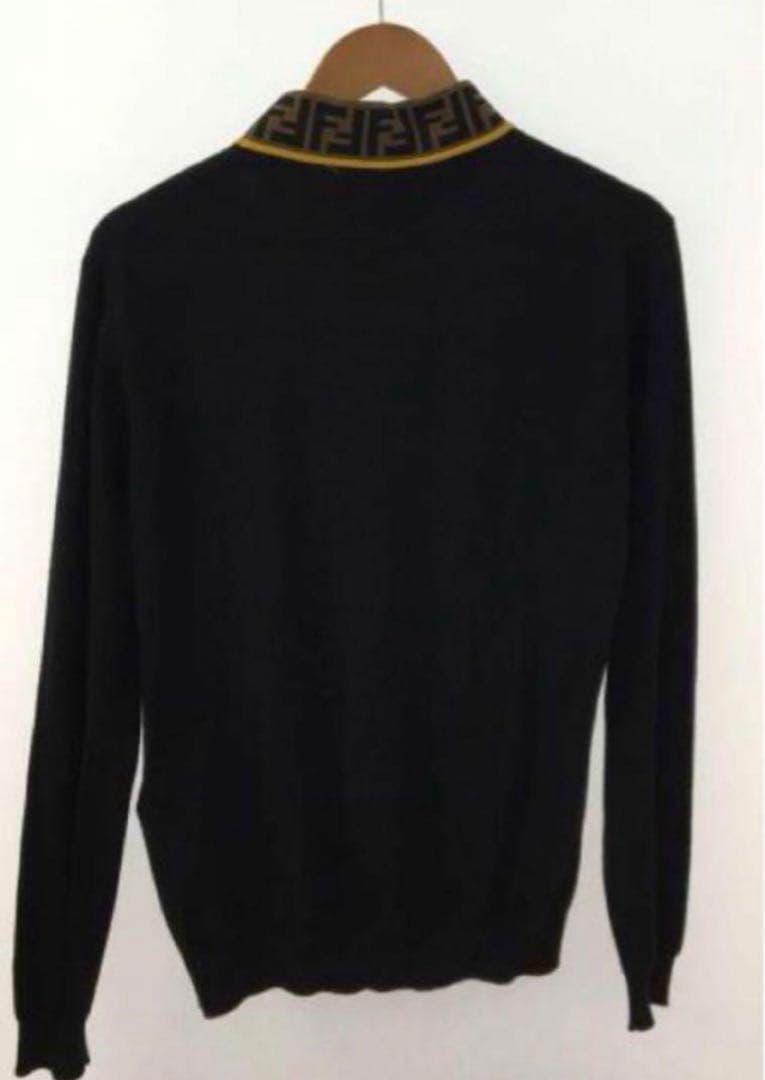 FENDI フェンディ　 ロゴジャガードネックニット