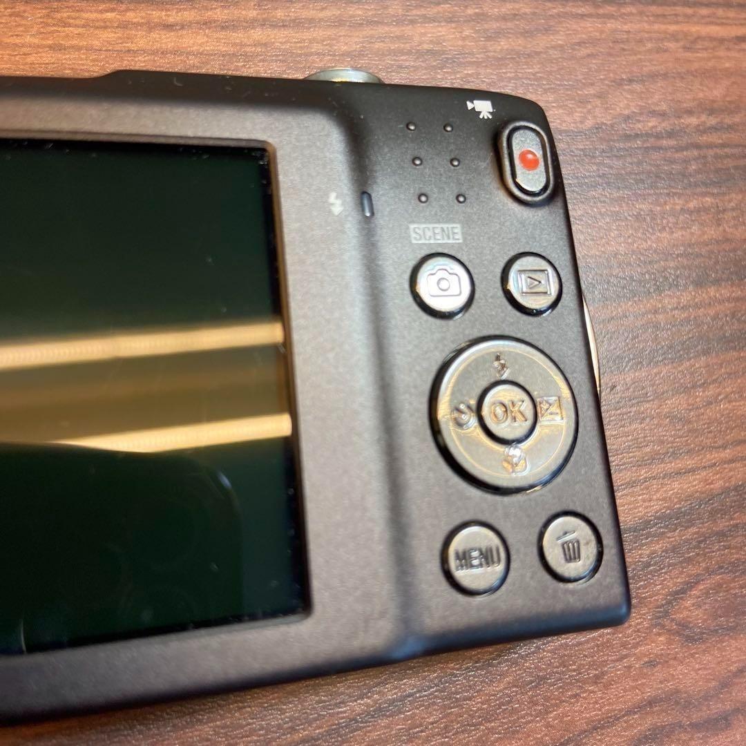 Nikon coolpix S3300 デジカメ 3162