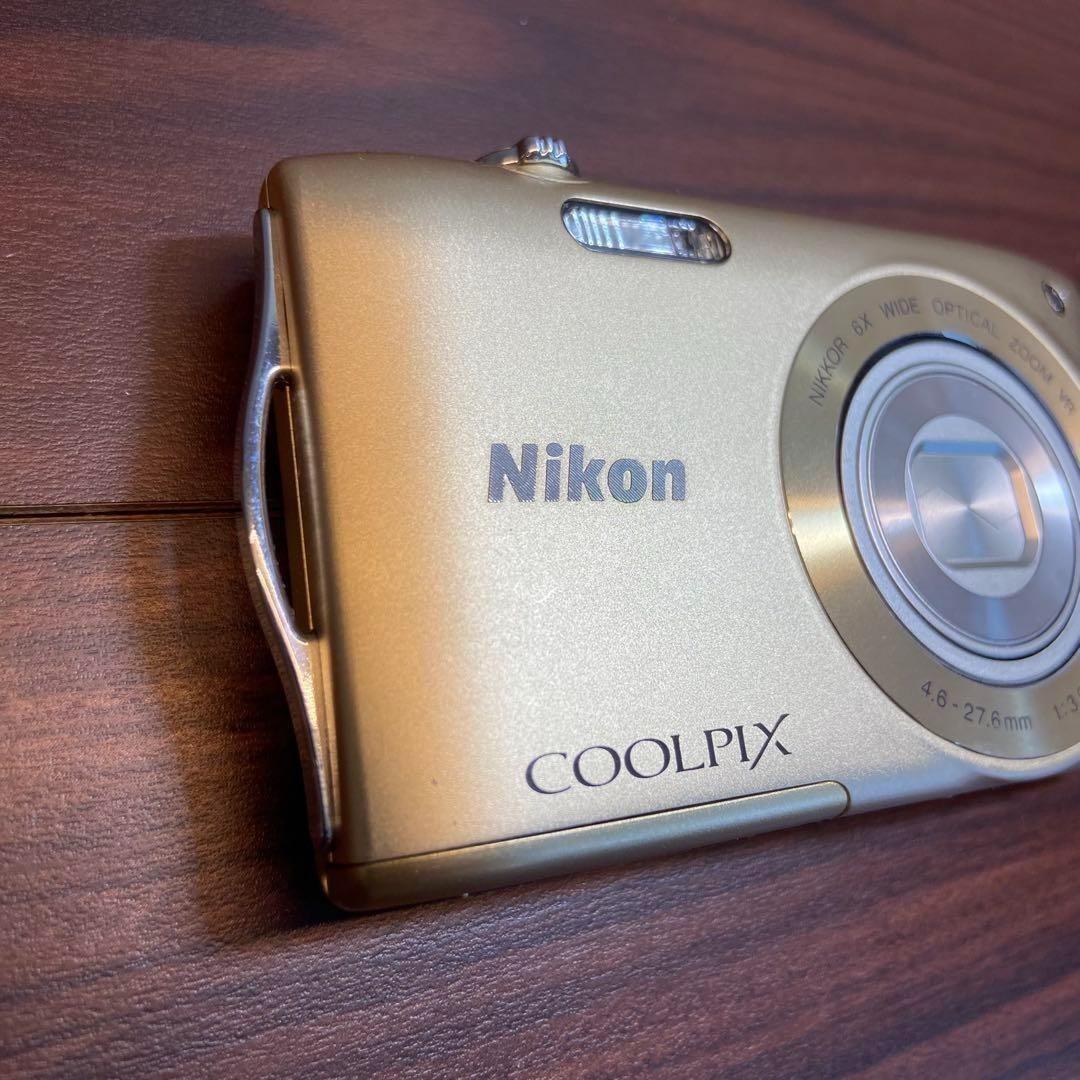 Nikon coolpix S3300 デジカメ 3162