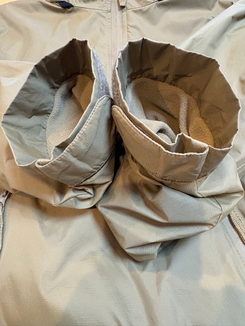 【美品実物】⭐️イギリス軍 PCS サーマルスモック ライトオリーブ M相当⭐️