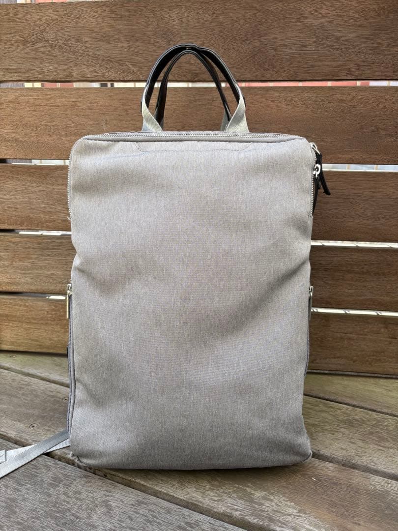 【美品】ace.GENE　ビジネスリュック レディース ノートPC収納可