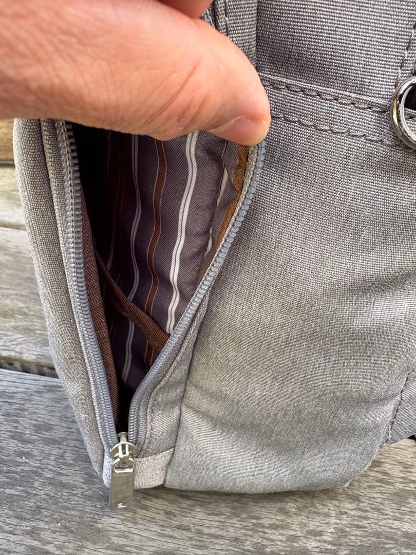 【美品】ace.GENE　ビジネスリュック レディース ノートPC収納可