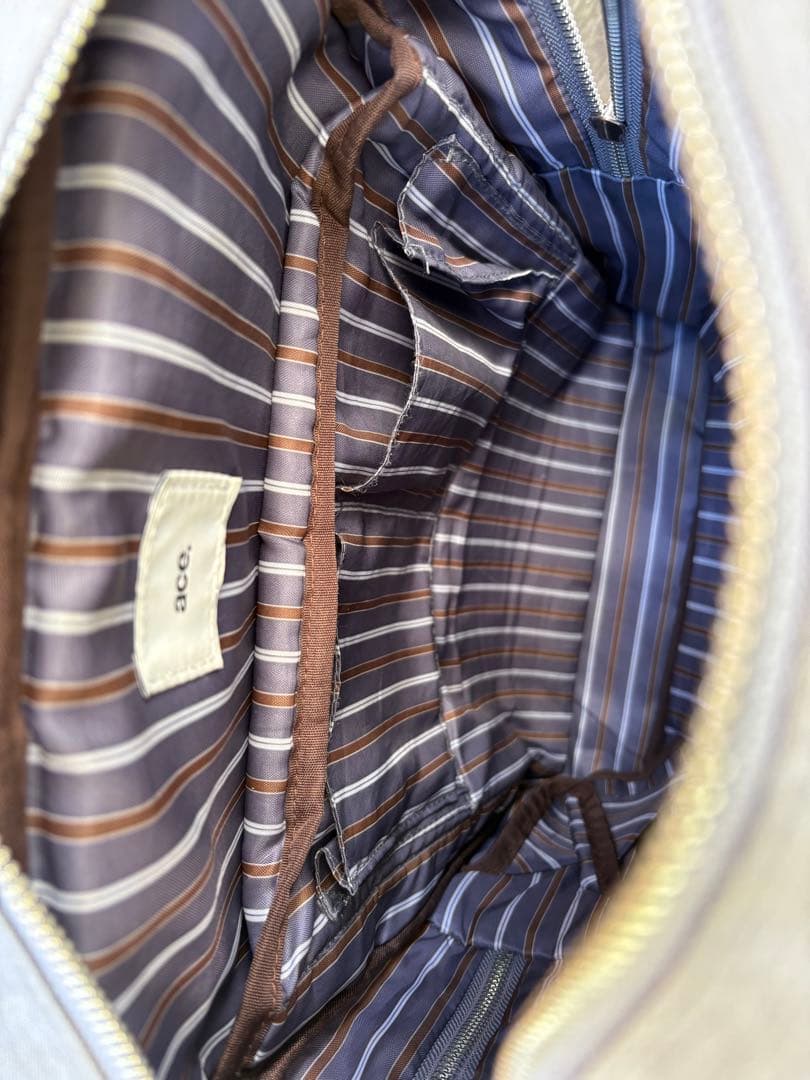 【美品】ace.GENE　ビジネスリュック レディース ノートPC収納可