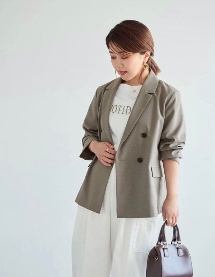 コヒナ　cohina ダブルボタンライトジャケット