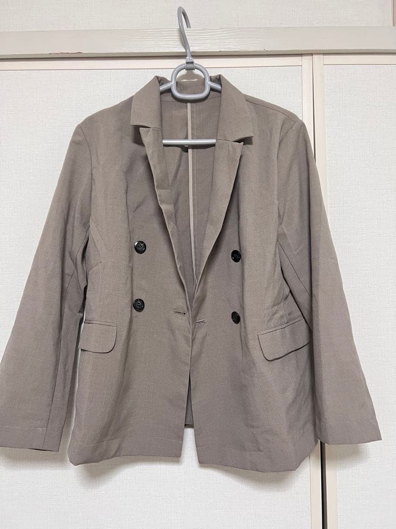 コヒナ　cohina ダブルボタンライトジャケット