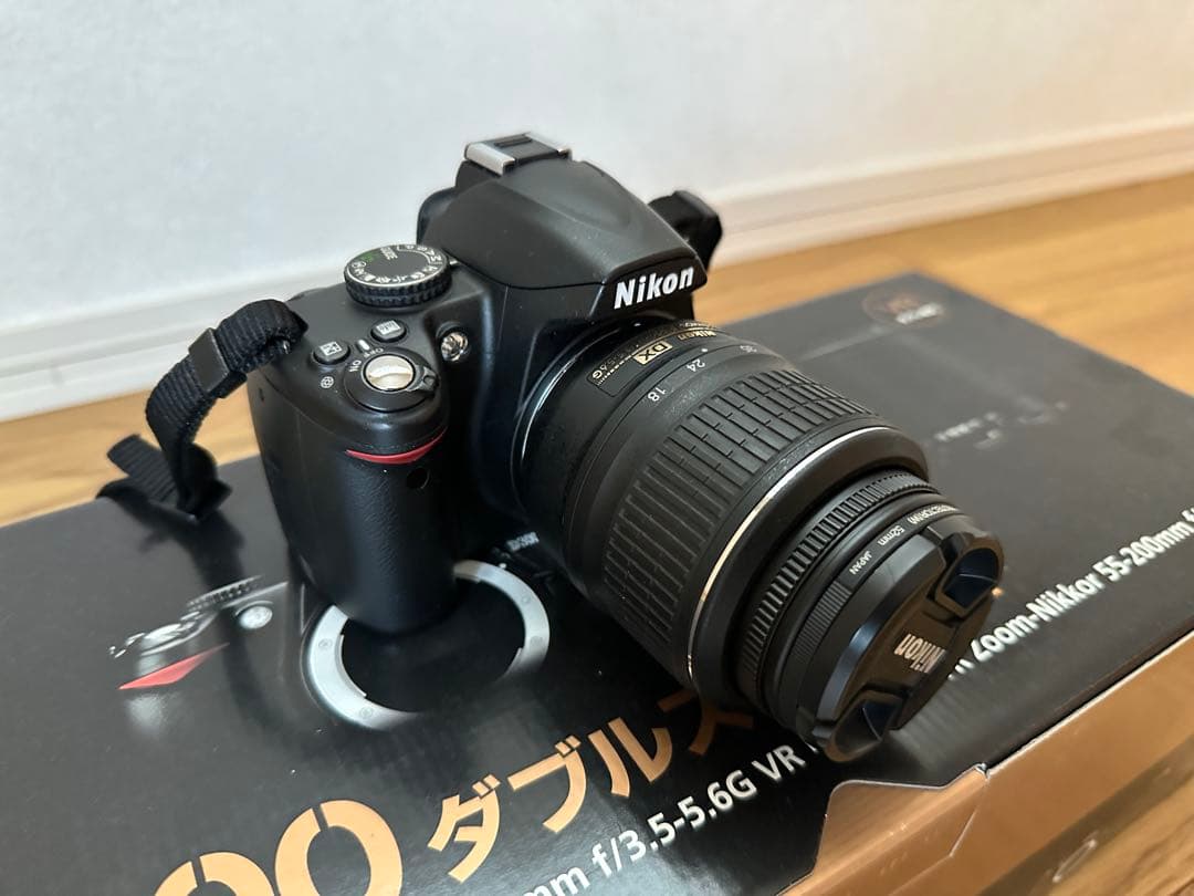 Nikon 一眼レフ D3000 ダブルズームキット