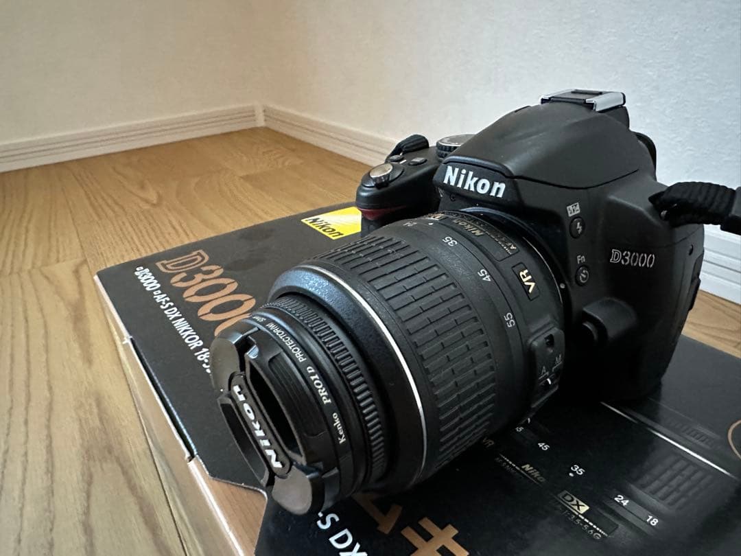 Nikon 一眼レフ D3000 ダブルズームキット