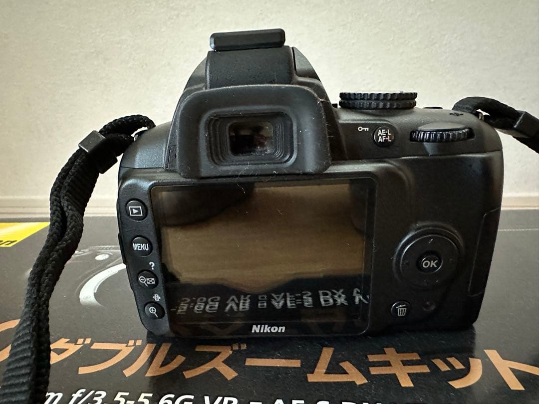 Nikon 一眼レフ D3000 ダブルズームキット