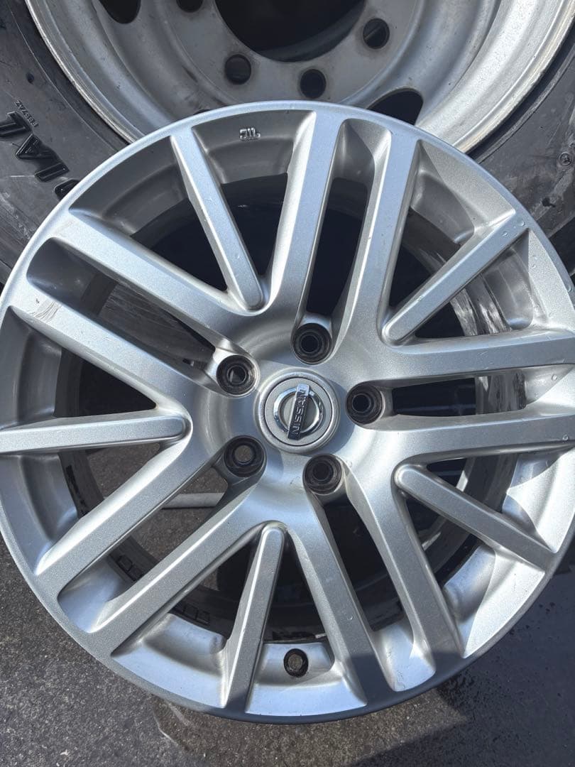 日産純正17インチ　アルミホイール