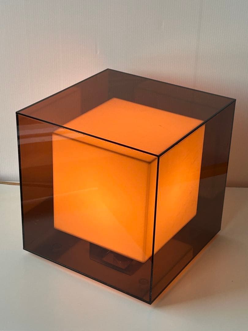 照明　フロアライト　ポストモダン　ミッドセンチュリー　スペースエイジ