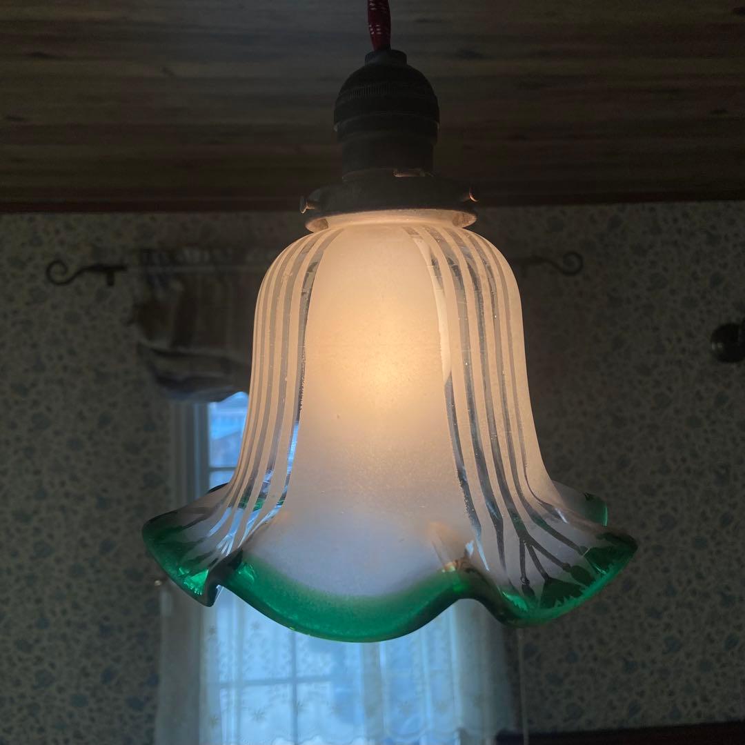 アンティーク　電笠　ガラスシェード　フリル　大正浪漫　照明　レトログリーン