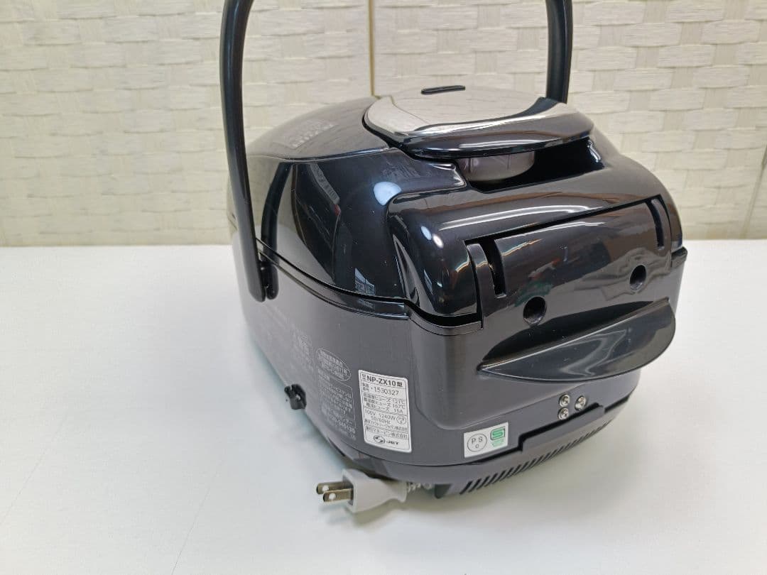 象印 圧力IH炊飯ジャー 極め炊き 5.5合 NP-ZX10 23年製