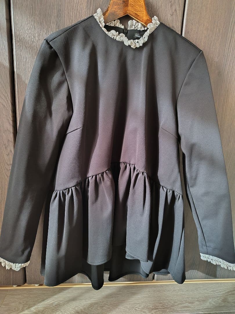 【かっきー】ツルバイマリコオイカワ　トップス　eloise