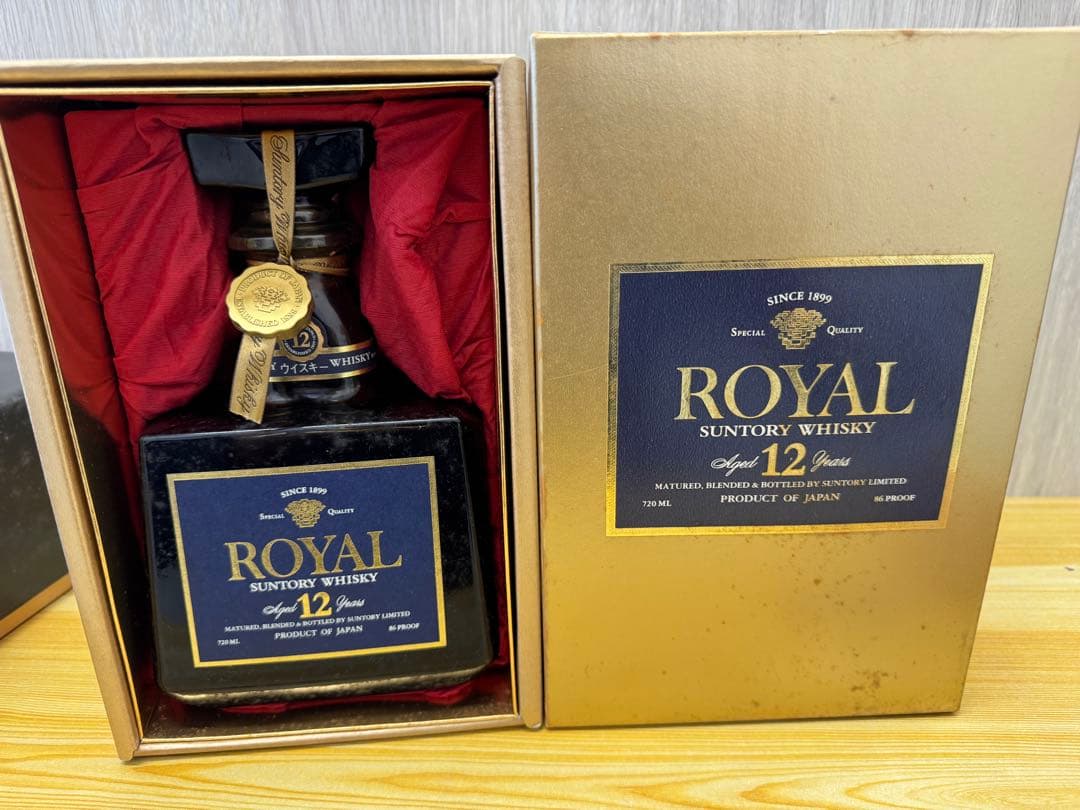 ウイスキー  12 Years Suntory Whisky 720ml