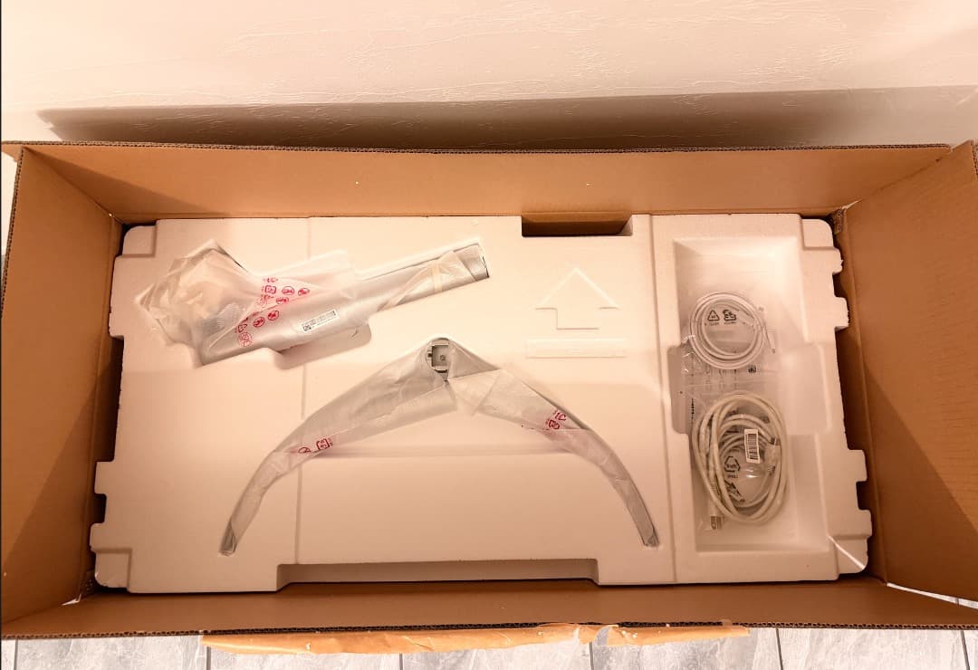 LG モニター ディスプレイ 40WP95C-W 39.7\"/5K2K 曲面型