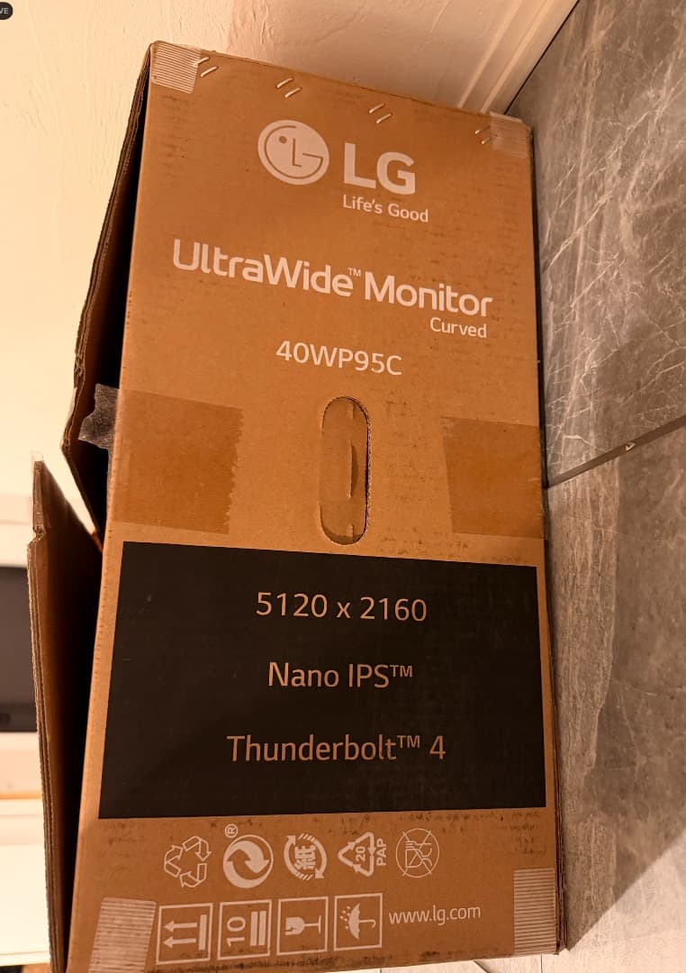 LG モニター ディスプレイ 40WP95C-W 39.7\"/5K2K 曲面型