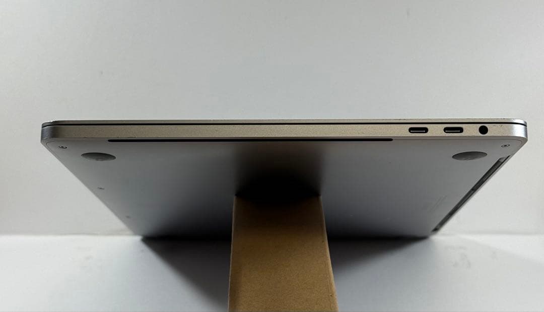 MacBook本体 Apple MacBook Pro 13 2018 i5/16GB/250GB